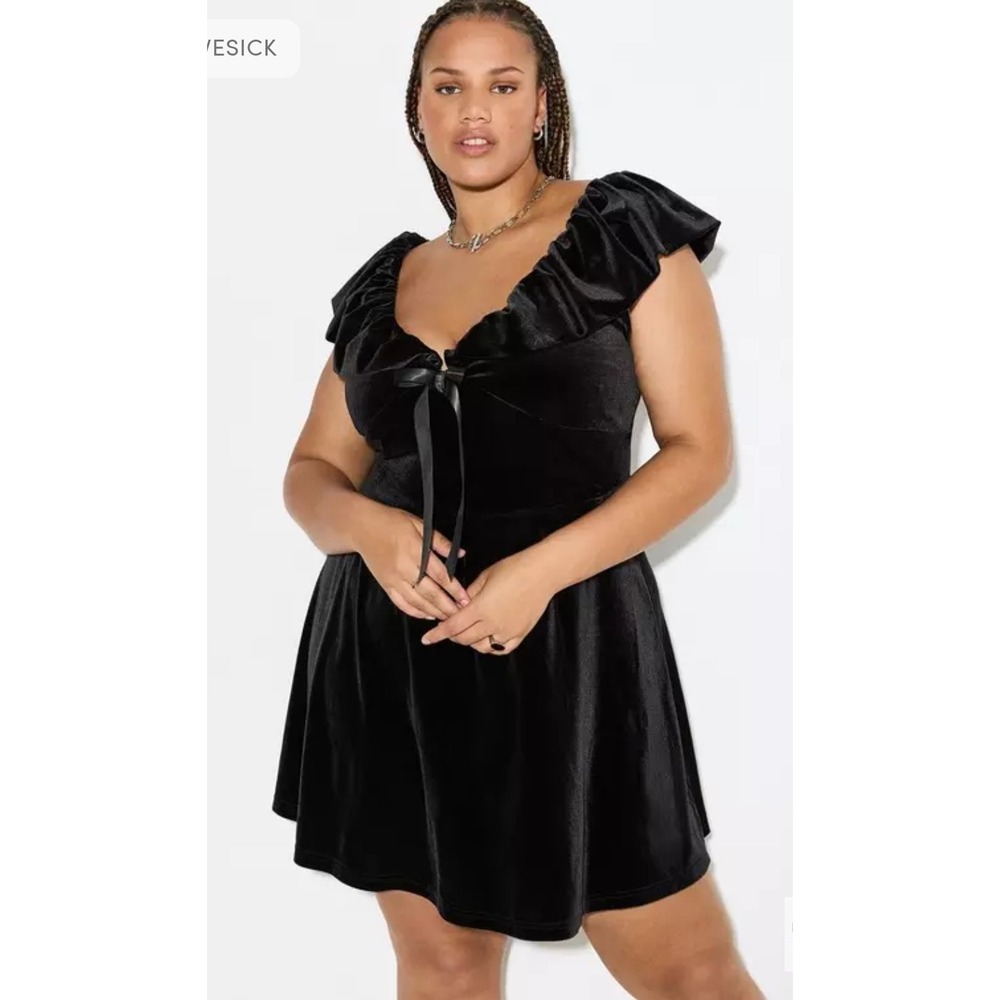 Torrid Lovesick Black Velvet Whimsygoth Dress Feminine Homecoming Size 3 Plus